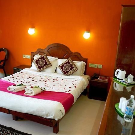 Ocean Bay Ayurvedic Beach Resort Kovalam Zewnętrze zdjęcie