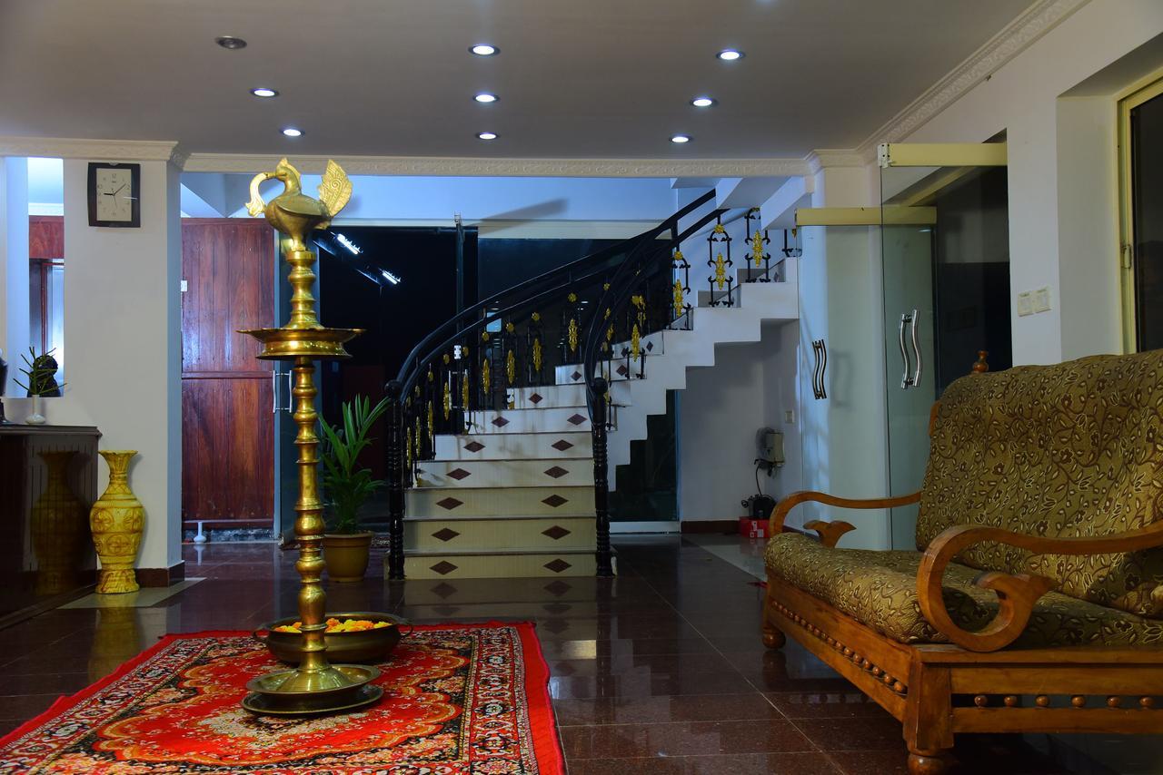 Ocean Bay Ayurvedic Beach Resort Kovalam Zewnętrze zdjęcie