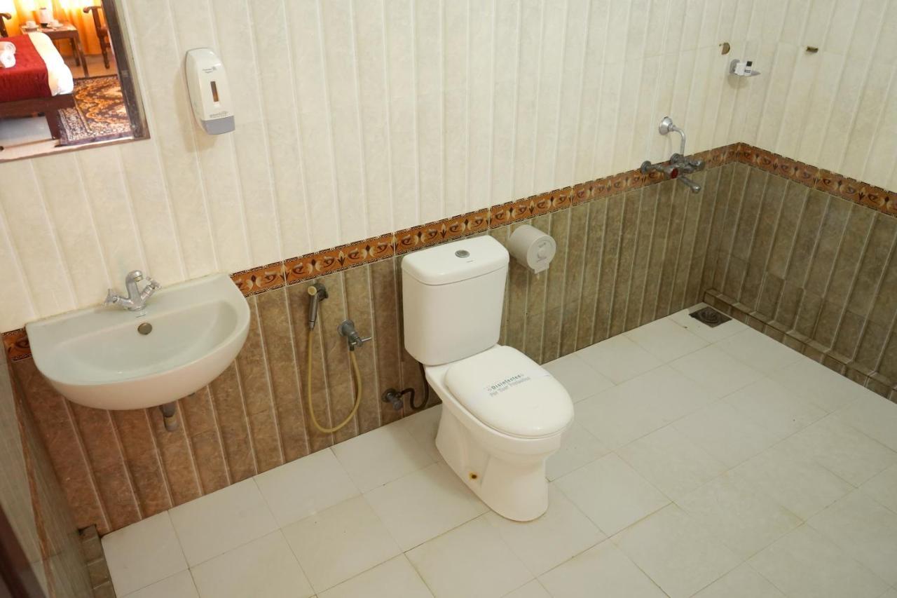 Ocean Bay Ayurvedic Beach Resort Kovalam Zewnętrze zdjęcie