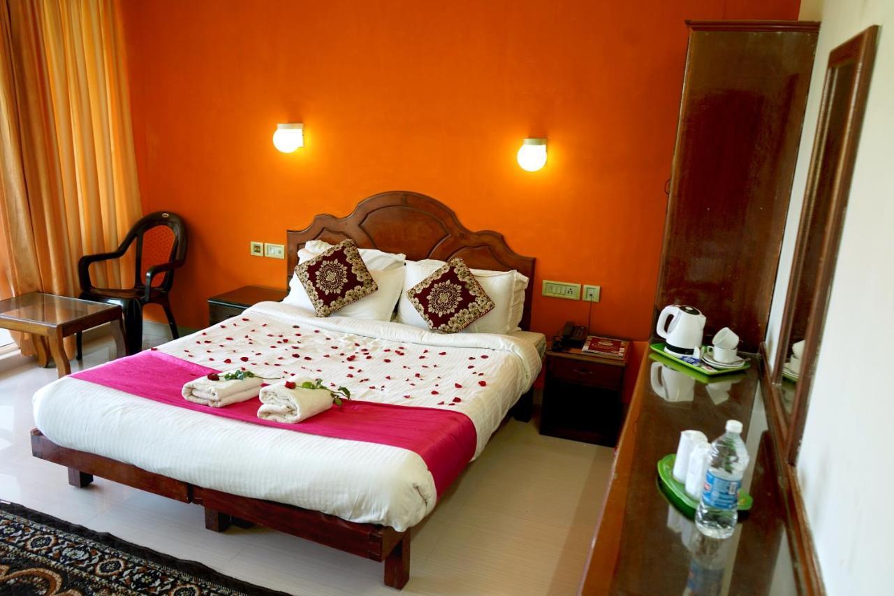Ocean Bay Ayurvedic Beach Resort Kovalam Zewnętrze zdjęcie