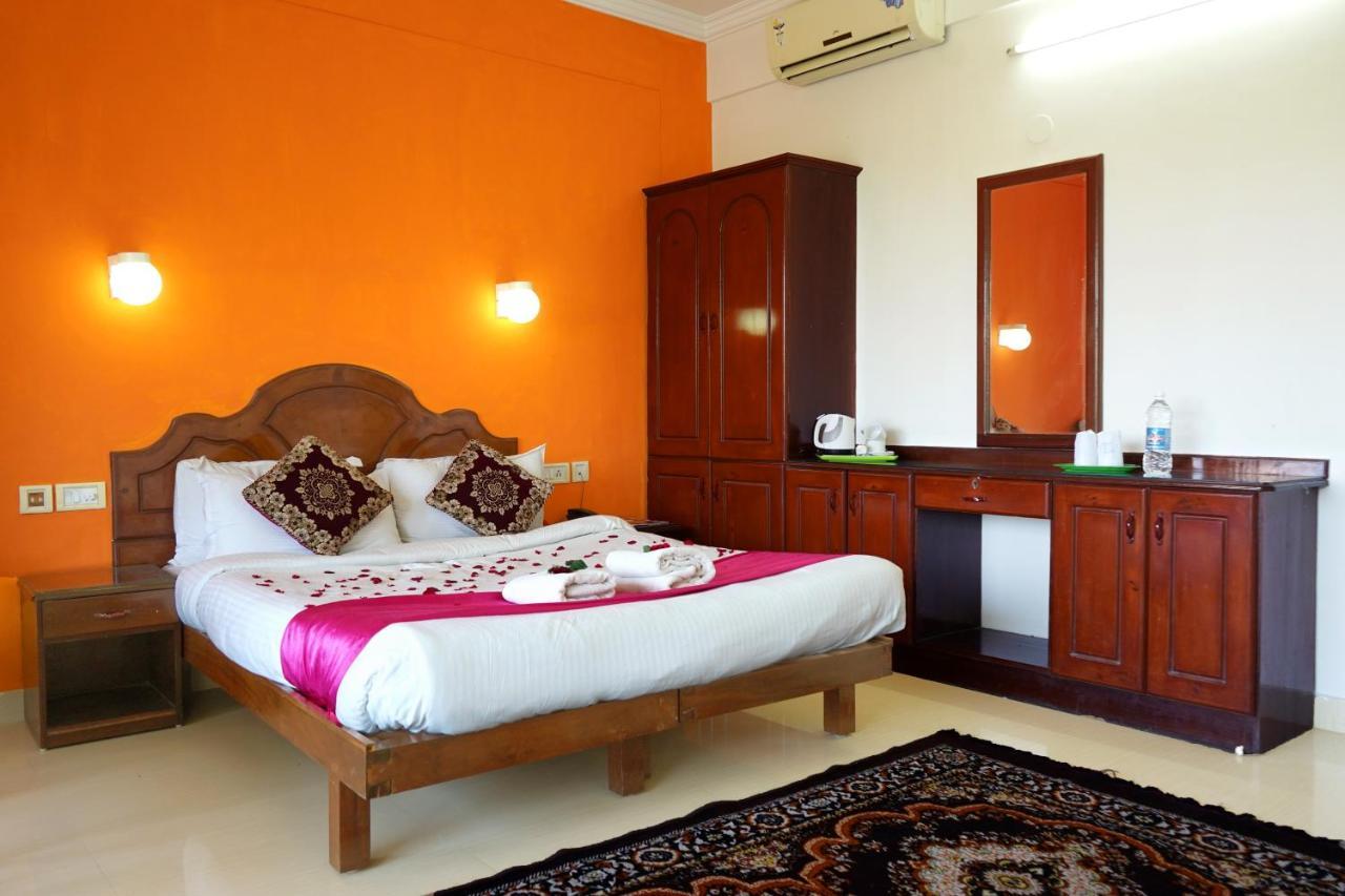 Ocean Bay Ayurvedic Beach Resort Kovalam Zewnętrze zdjęcie